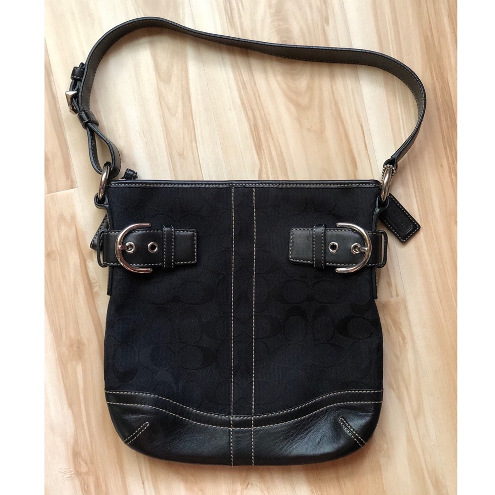 Coach shoulder bag